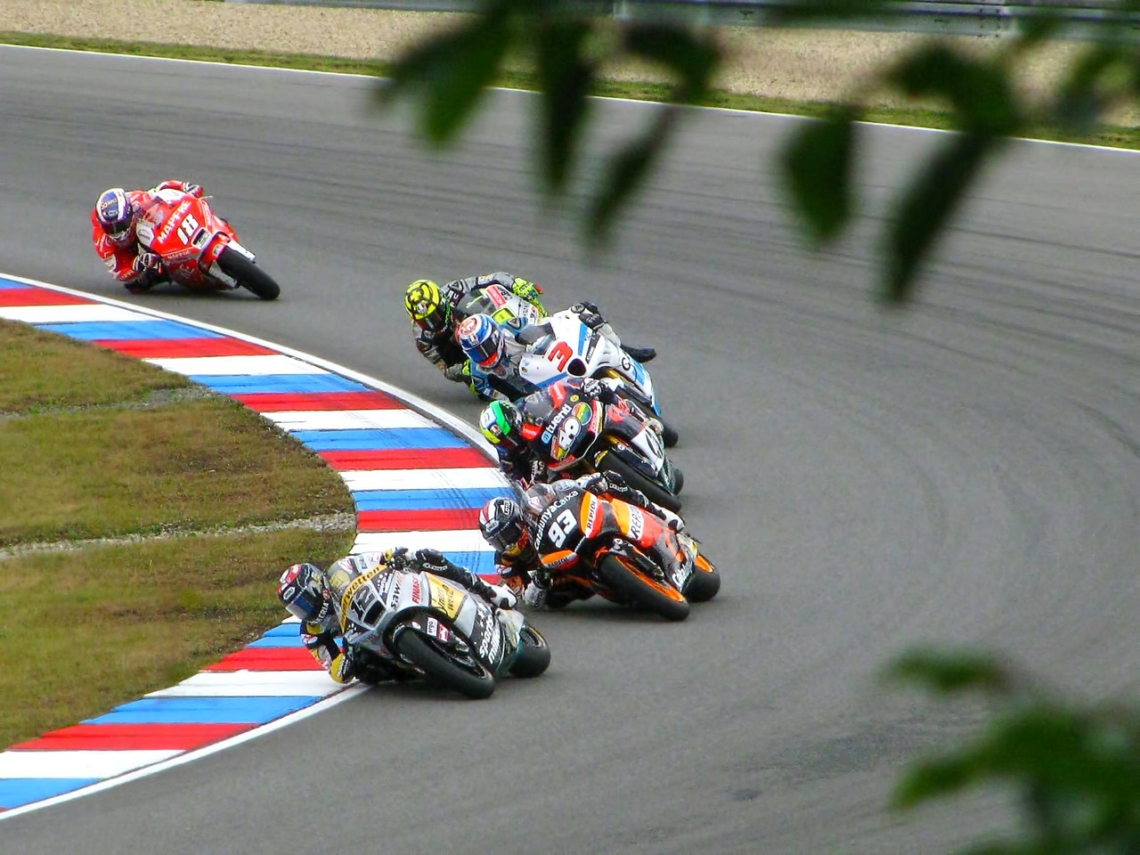 RACE2