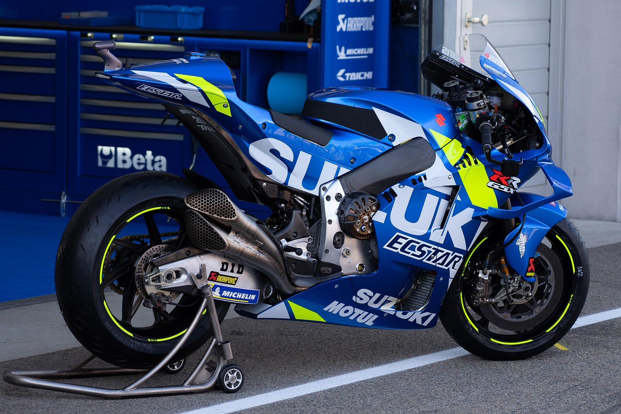 YAMAHA YZF-R1 2030
